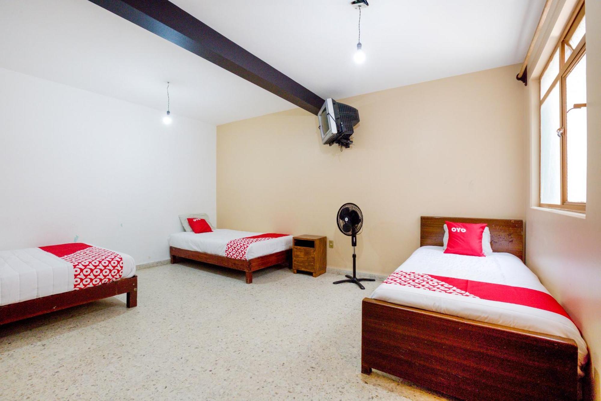 Oyo Hotel Emperador, Oaxaca Ngoại thất bức ảnh