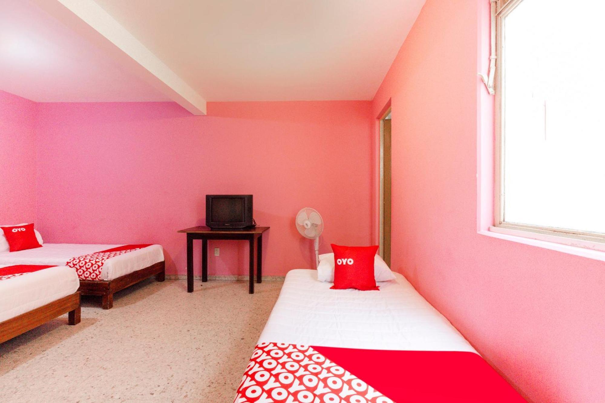 Oyo Hotel Emperador, Oaxaca Ngoại thất bức ảnh