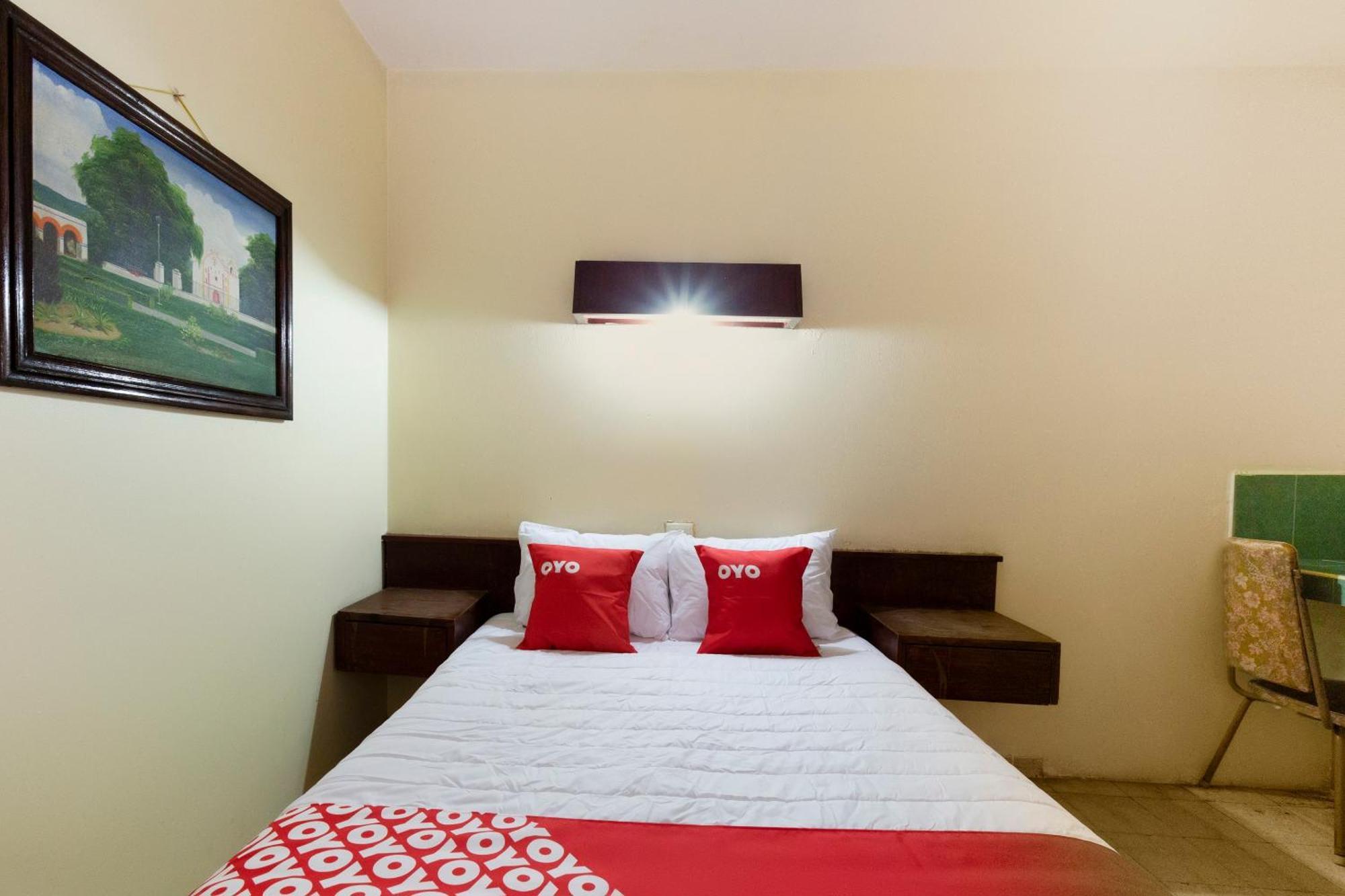 Oyo Hotel Emperador, Oaxaca Ngoại thất bức ảnh