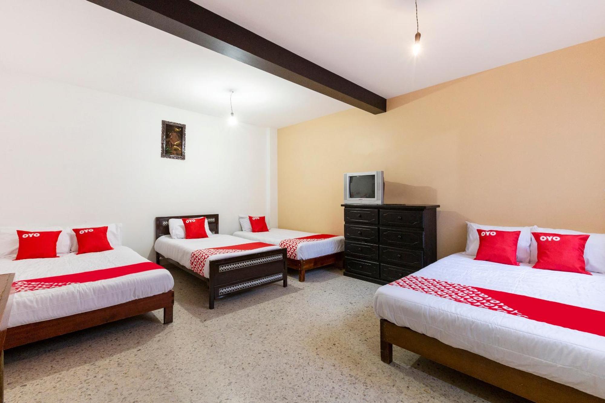 Oyo Hotel Emperador, Oaxaca Ngoại thất bức ảnh