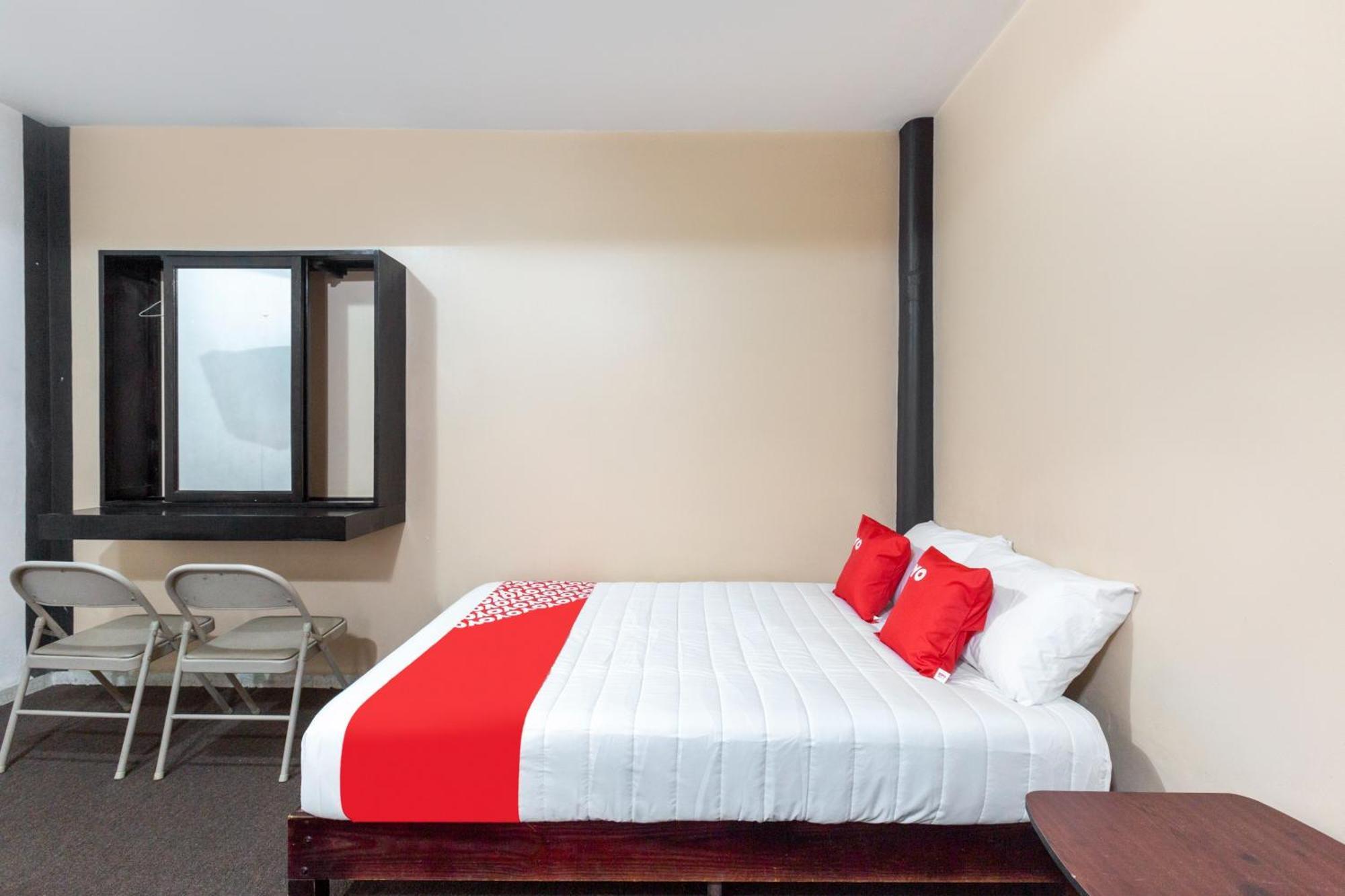Oyo Hotel Emperador, Oaxaca Ngoại thất bức ảnh